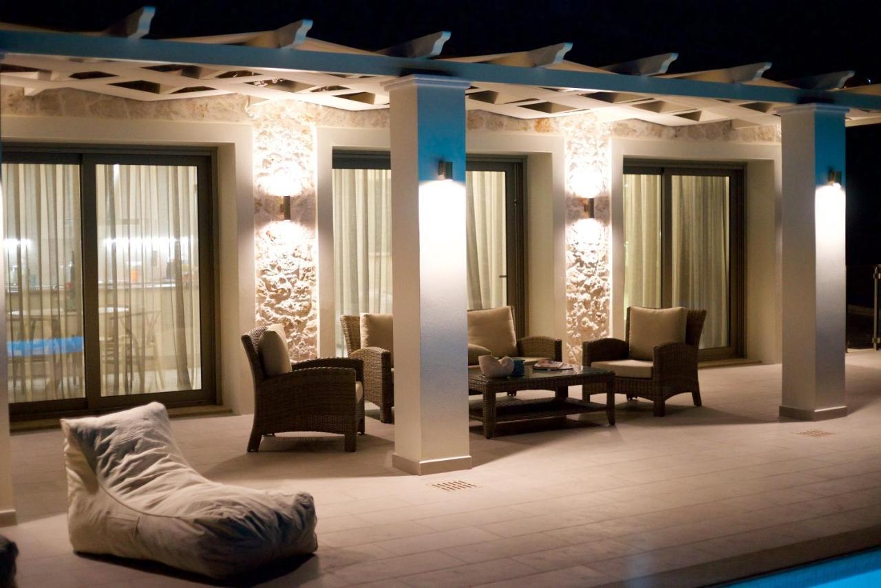 Pangea Villas - Villa Zoe Trapezaki  Eksteriør billede